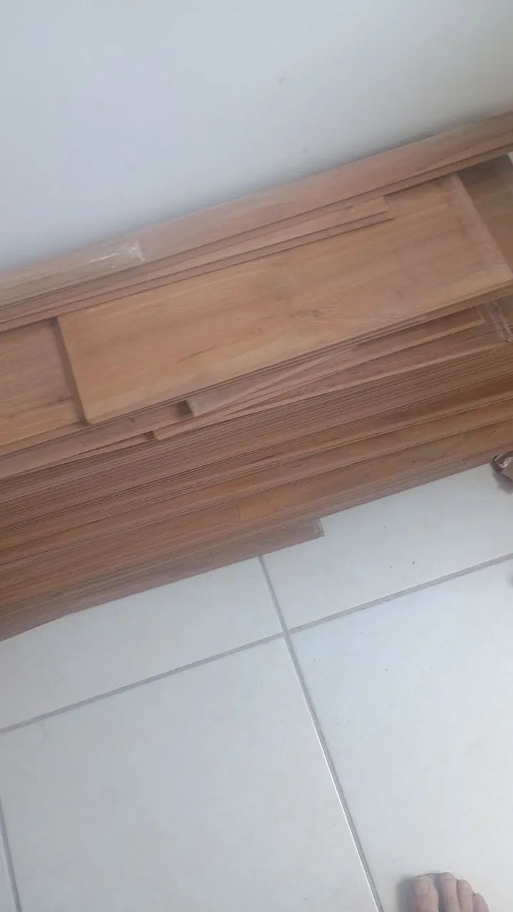 Piso Laminado dura flor. Excelente estado. - Foto 2