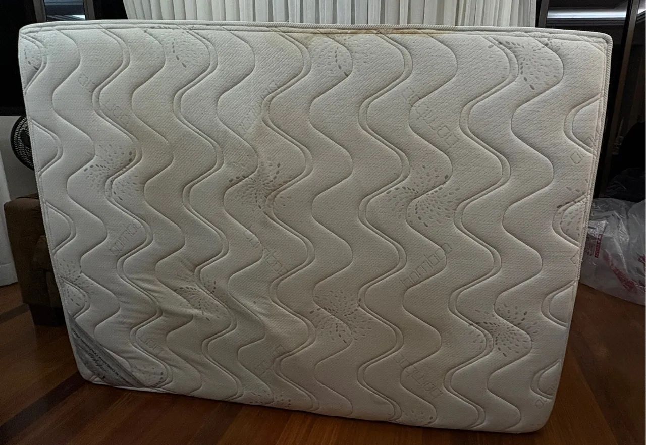Baixei !!!Colchão Casal Ortobom Orthopur - Foto 4
