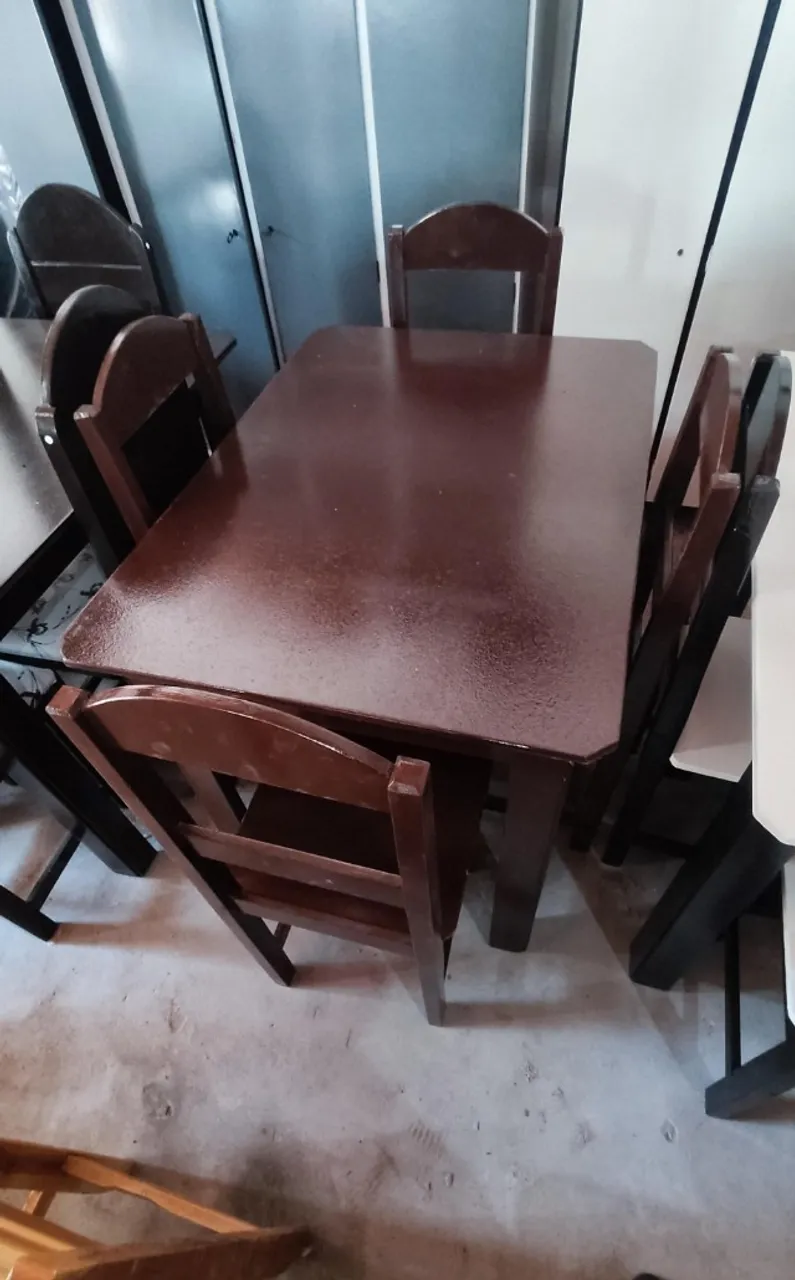 Conjunto Mesa Com 4 Cadeiras