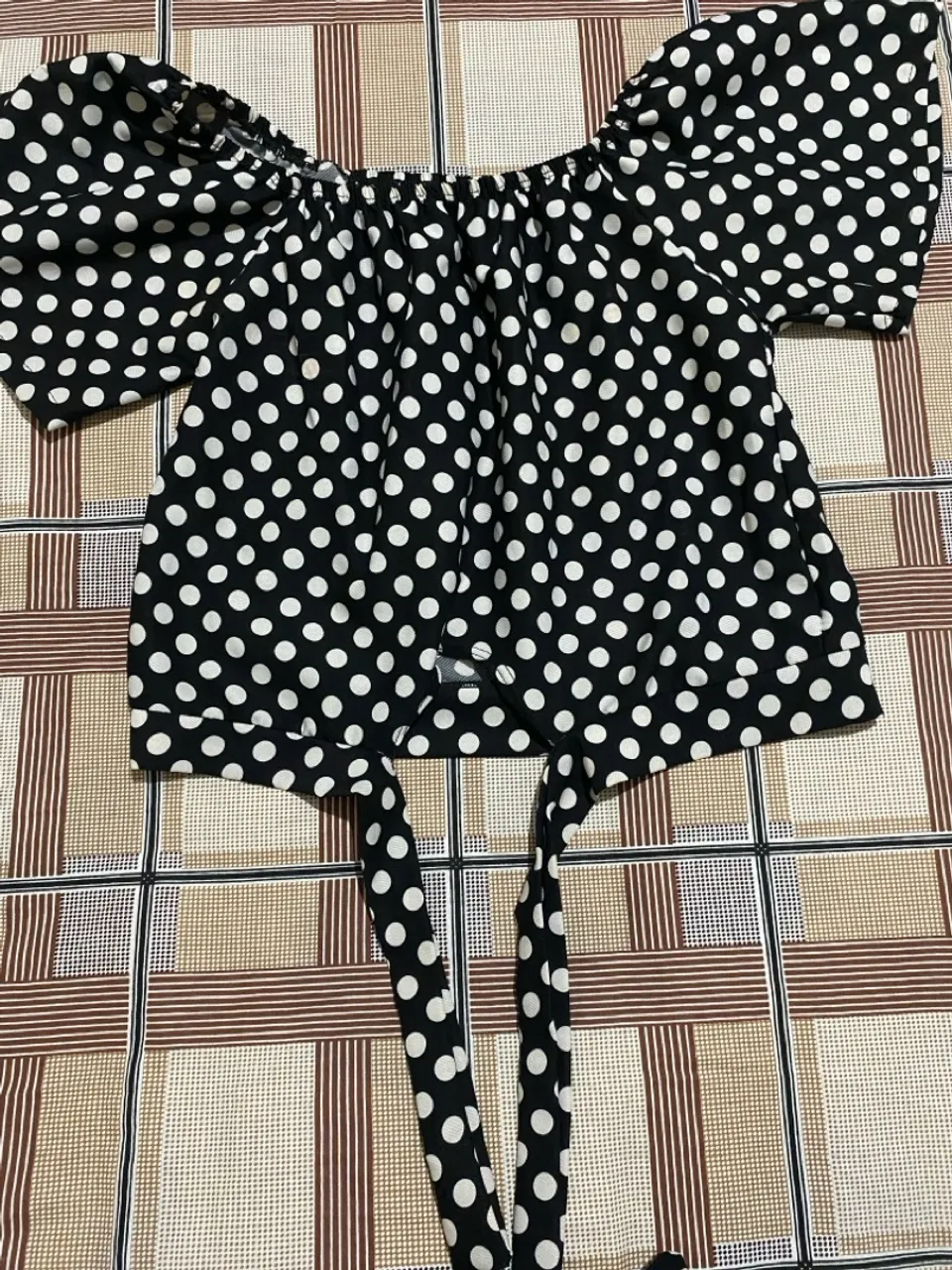 Blusa ciganinha poá