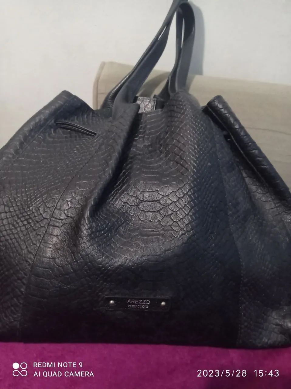 Bolsa Python Suzi grande Arezzo  - Foto 2