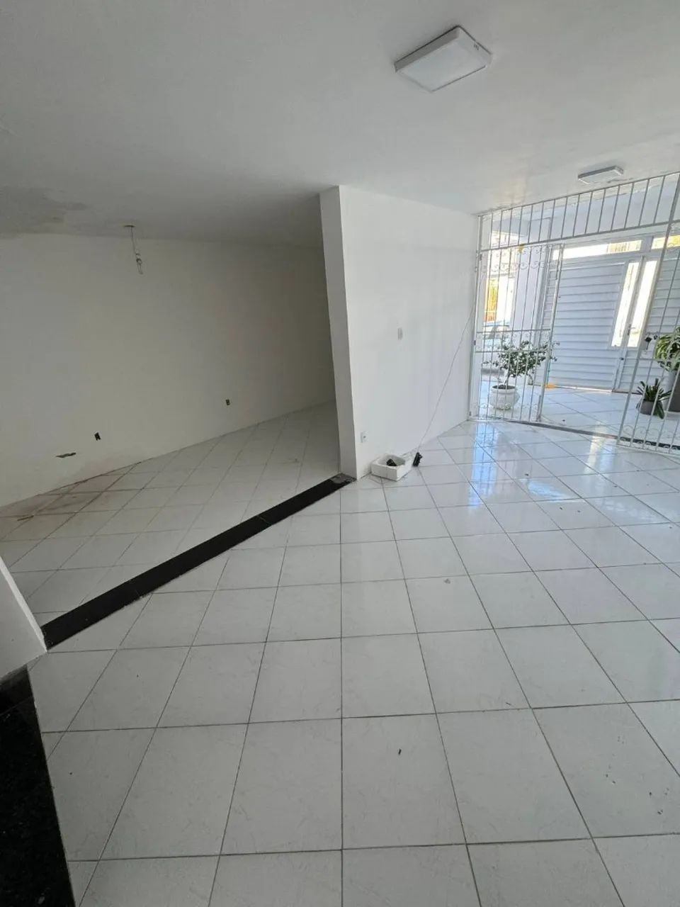 Oportunidade Única - Imóvel Comercial/Residencial de Luxo! - Foto 2