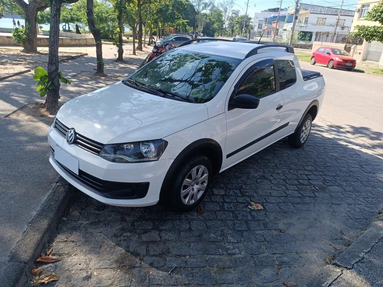 Volkswagen Saveiro Trendline 1.6 Cabine Dupla 2016 - Foto 3