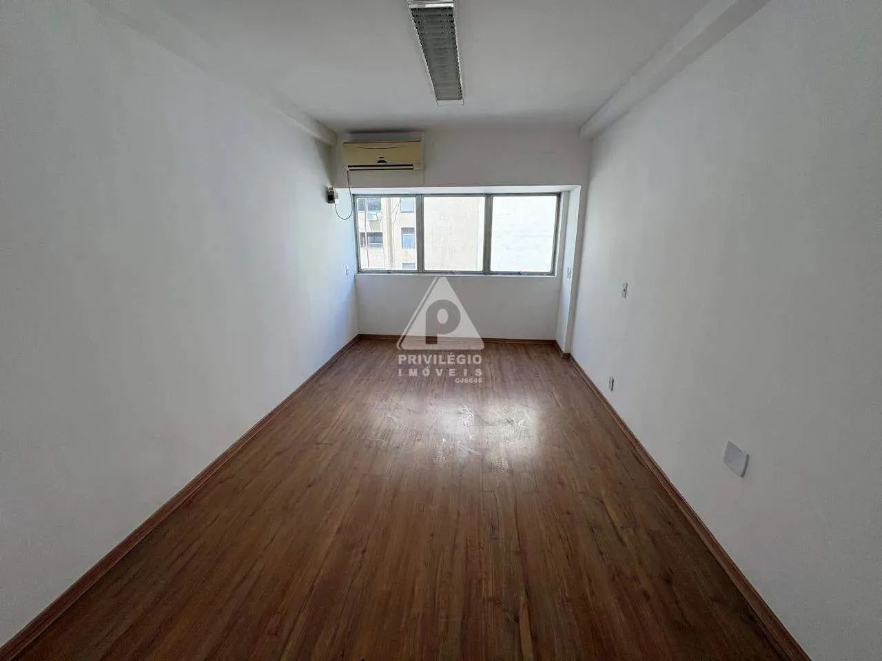 Sala Comercial Exclusiva de 189 m² no Centro  Região Blue, RJ - Foto 3