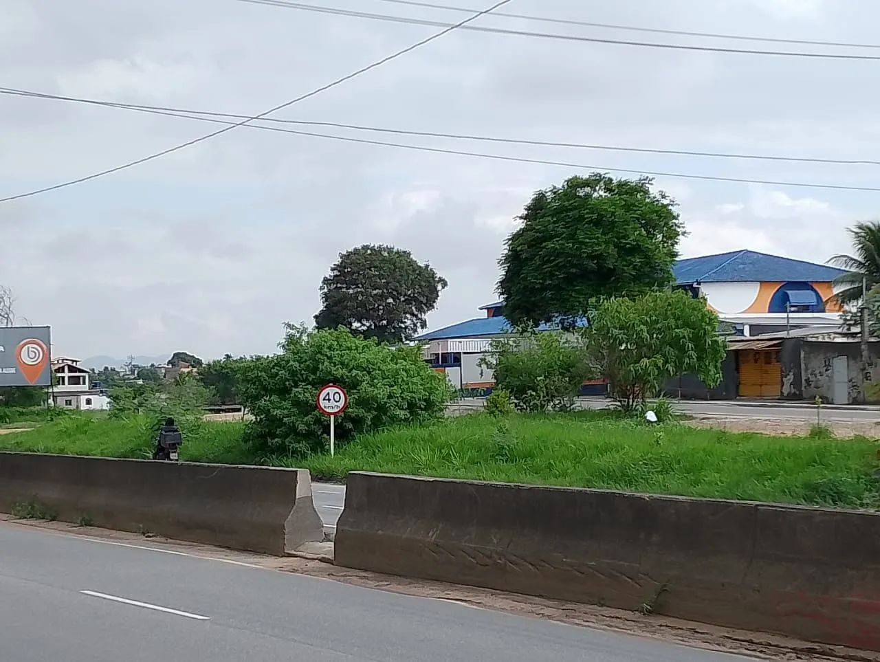 ALUGO OU VENDO EXCELENTES GALPÕES.          - Foto 9