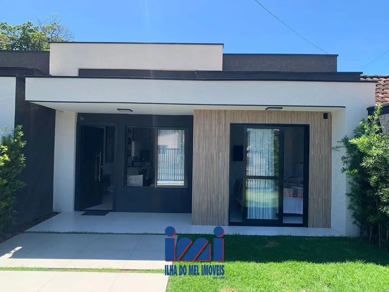 Casa com piscina a venda em Guaratuba
