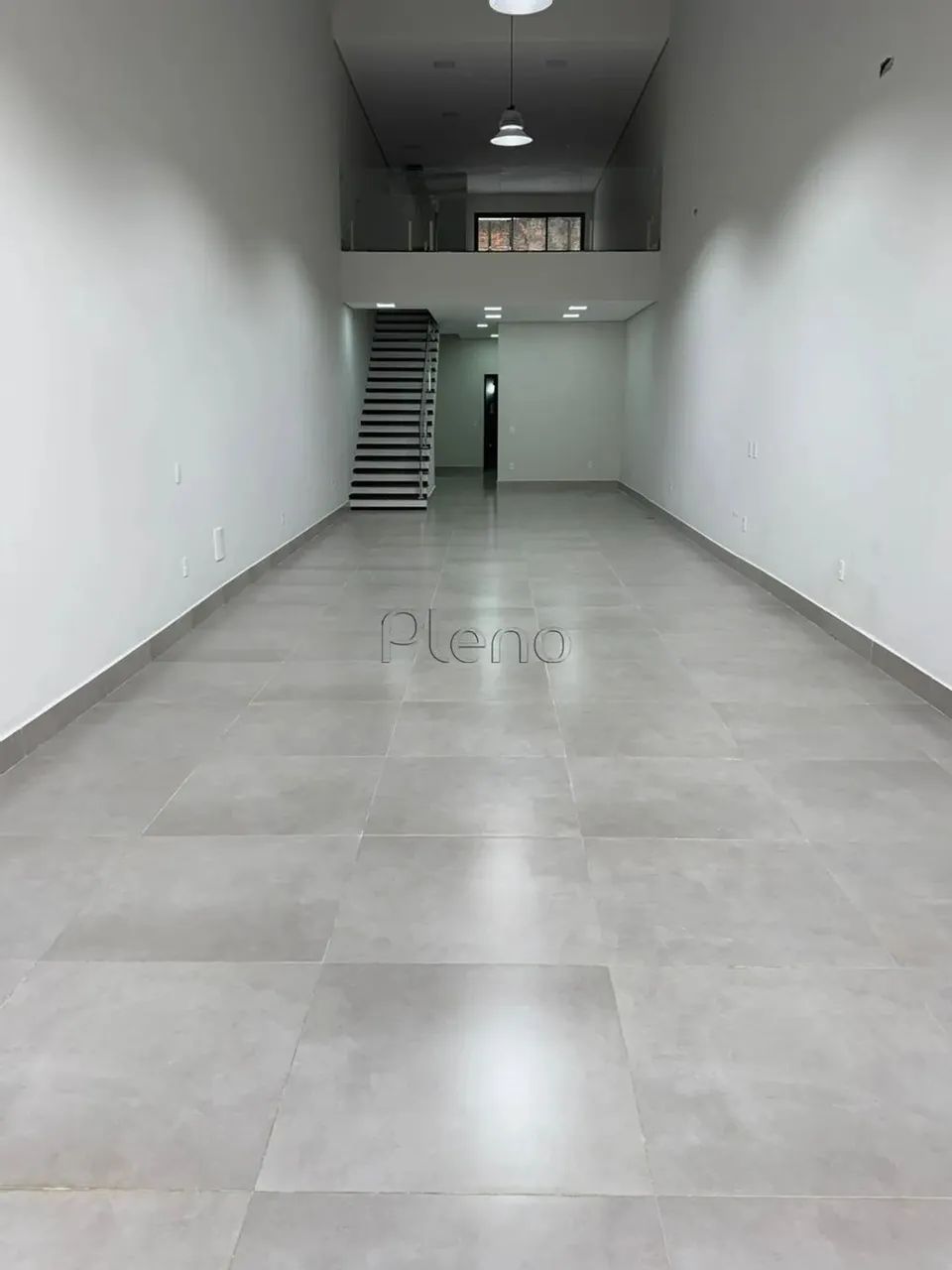 Salão para alugar em Indaiatuba, Centro, com 210 m²
