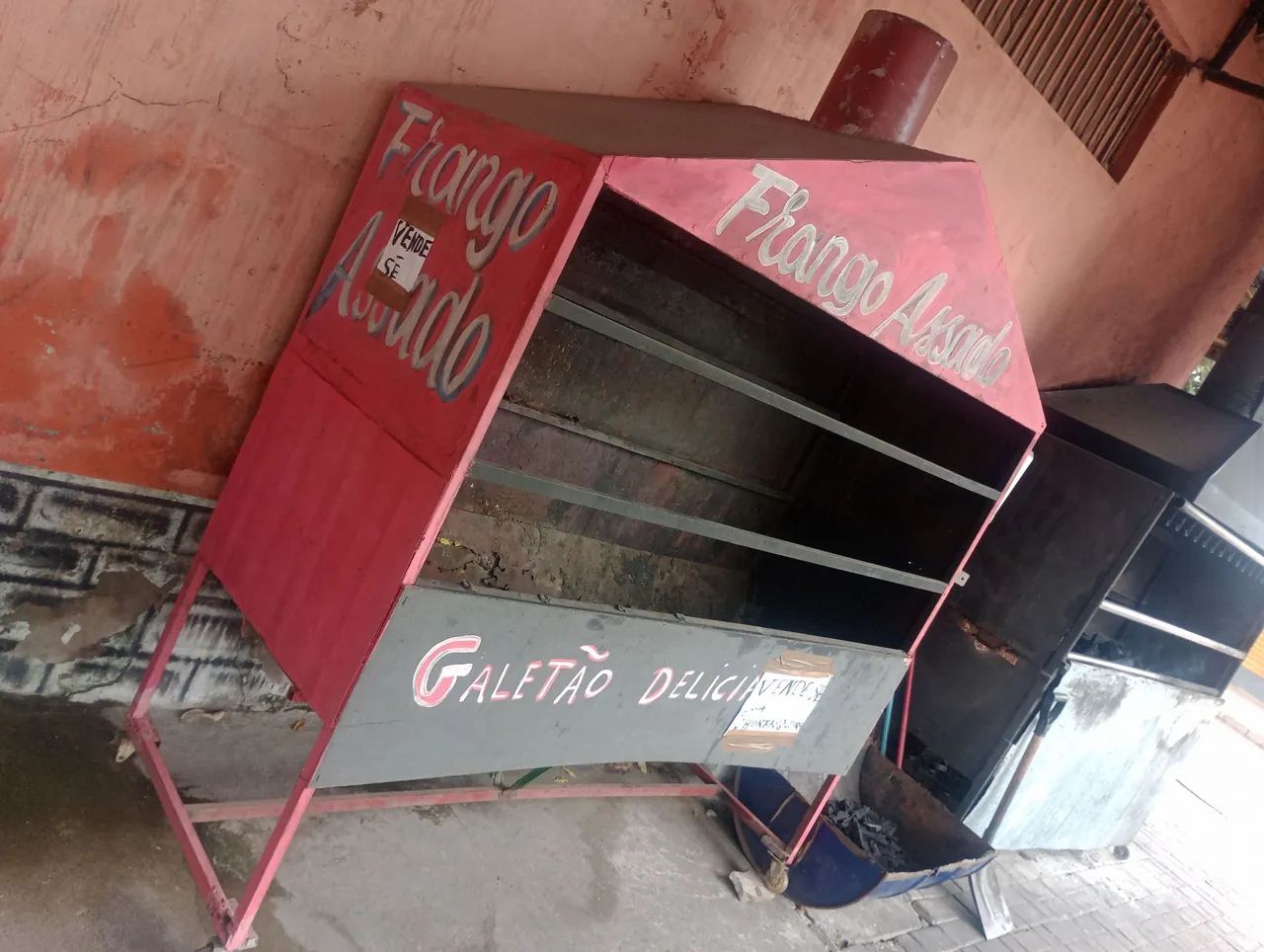 Vendo Material pra braseiro (assados) - Foto 2