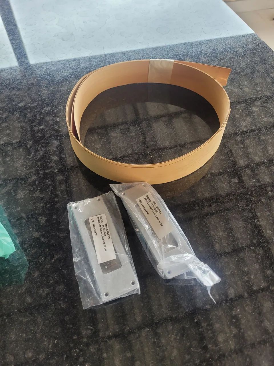 Porta de correr com kit marco