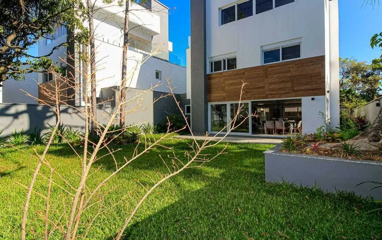 Casa de condomínio em Avenida Coronel Marcos - Pedra Redonda - Porto Alegre/RS