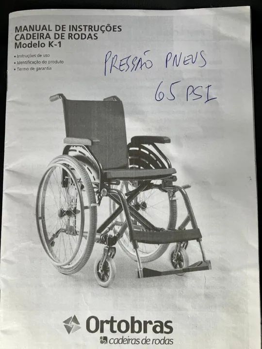 Cadeira de rodas Ortobras manual, completa e com almofada  - Foto 3