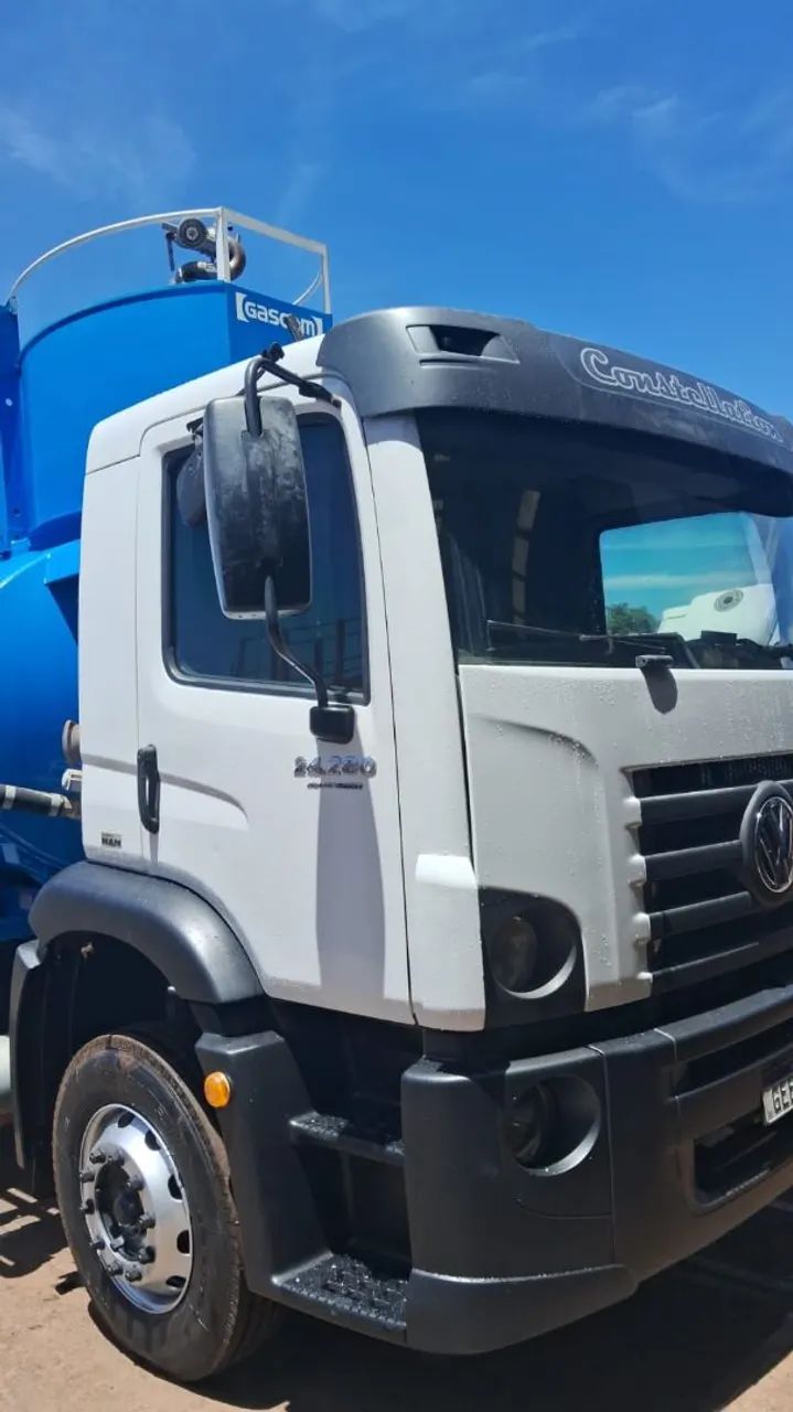 caminhao pipa - Foto 8