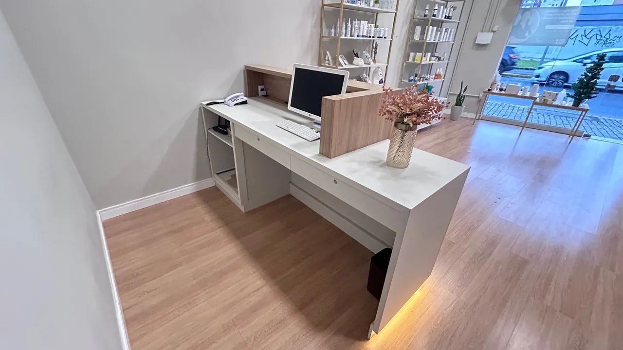 Balcão luxo para clínica  - Foto 2