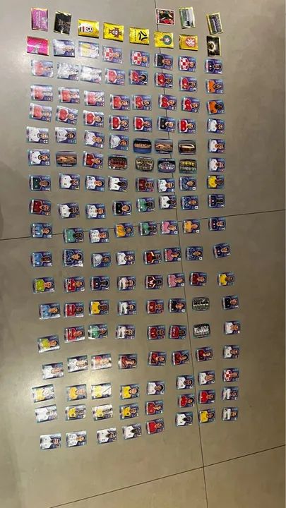 Vendo figurinha copa do mundo 2022