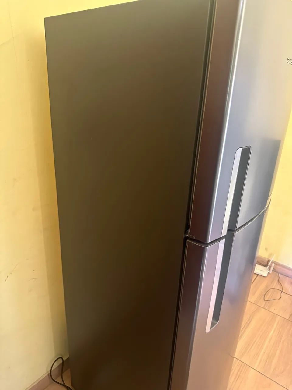 Geladeira Brastemp inox 382 litros/// Entrego  - Foto 2