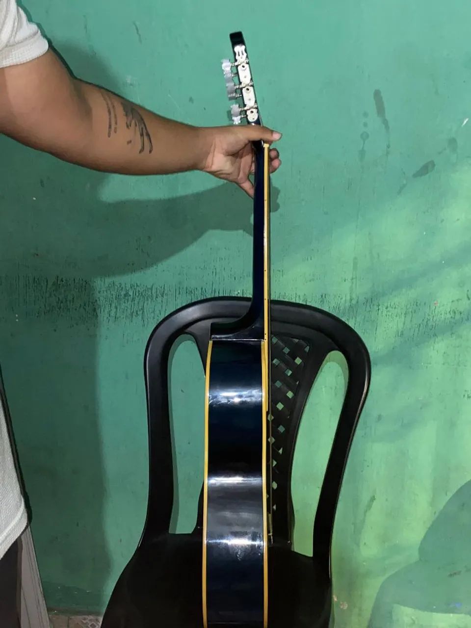 vendo Violão acústico azul - Foto 4
