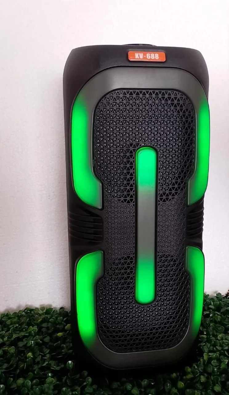 Caixa de Som via Bluetooth com 2 alto falantes e Led