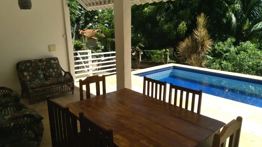 Alugo Casa 3 suítes e piscina no centro de Tibau do Sul