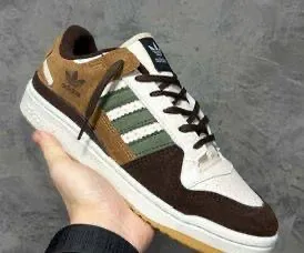 Tênis adidas Fórum LOW