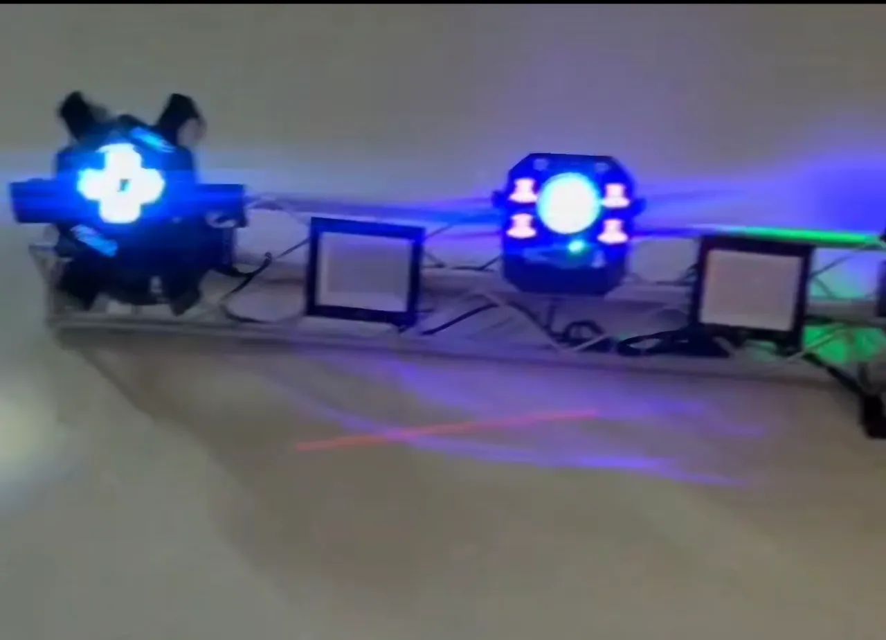 APARELHO DE SOM E ILUMINAÇÃO COMPLETO - Foto 4