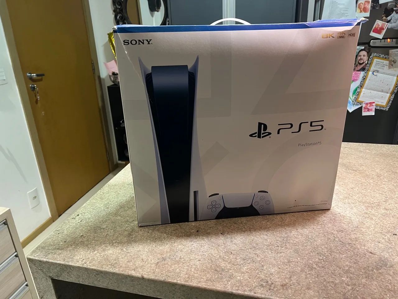 Playstation 5 semi-novo, último modelo, com leitor de disco e a caixa - Foto 3