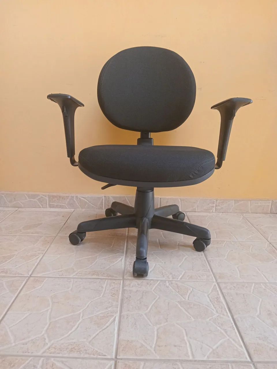 Cadeira de Escritório Giratória 