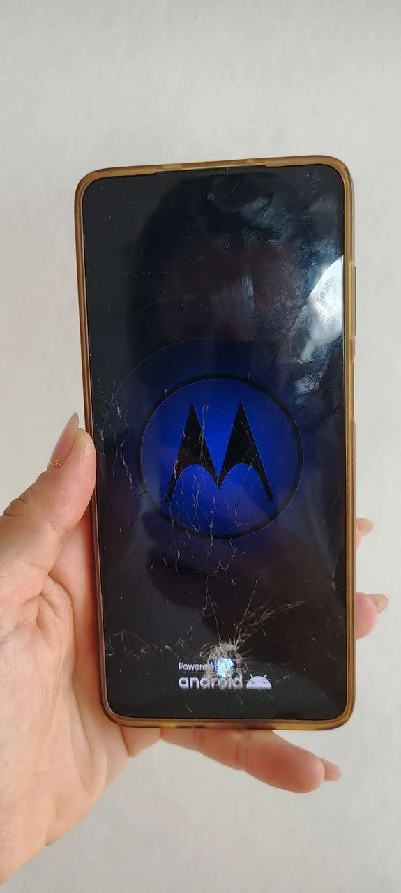 Motivo se venda tela trincada. Funciona perfeitamente.  - Foto 4