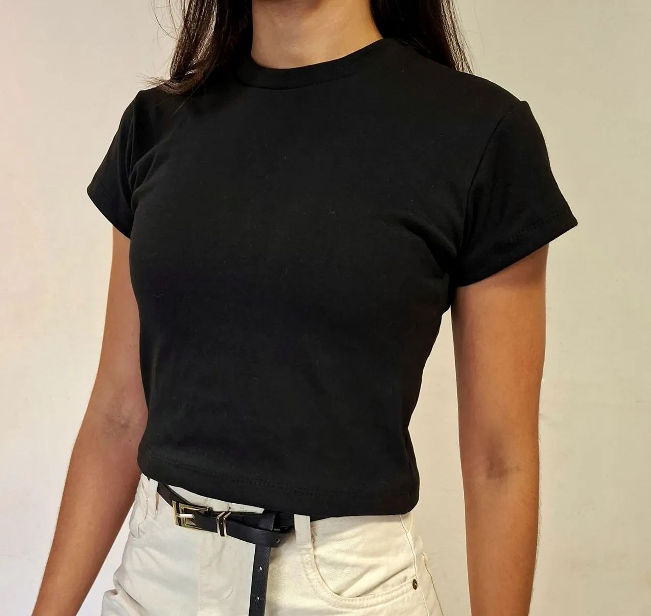 Camiseta preta cropped babylook - Foto 2