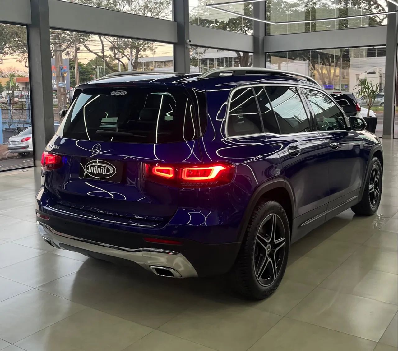 Mercedes Benz GLB 200 Progressive 1.3 Turbo - 2021 ( 7 Lugares ) - Foto 4