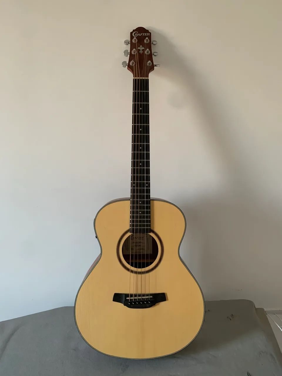 VIOLÃO CRAFTER HM-100e + BAG