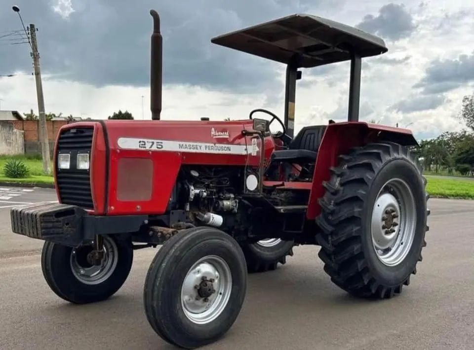 Trator Massey Ferguson - Foto 2