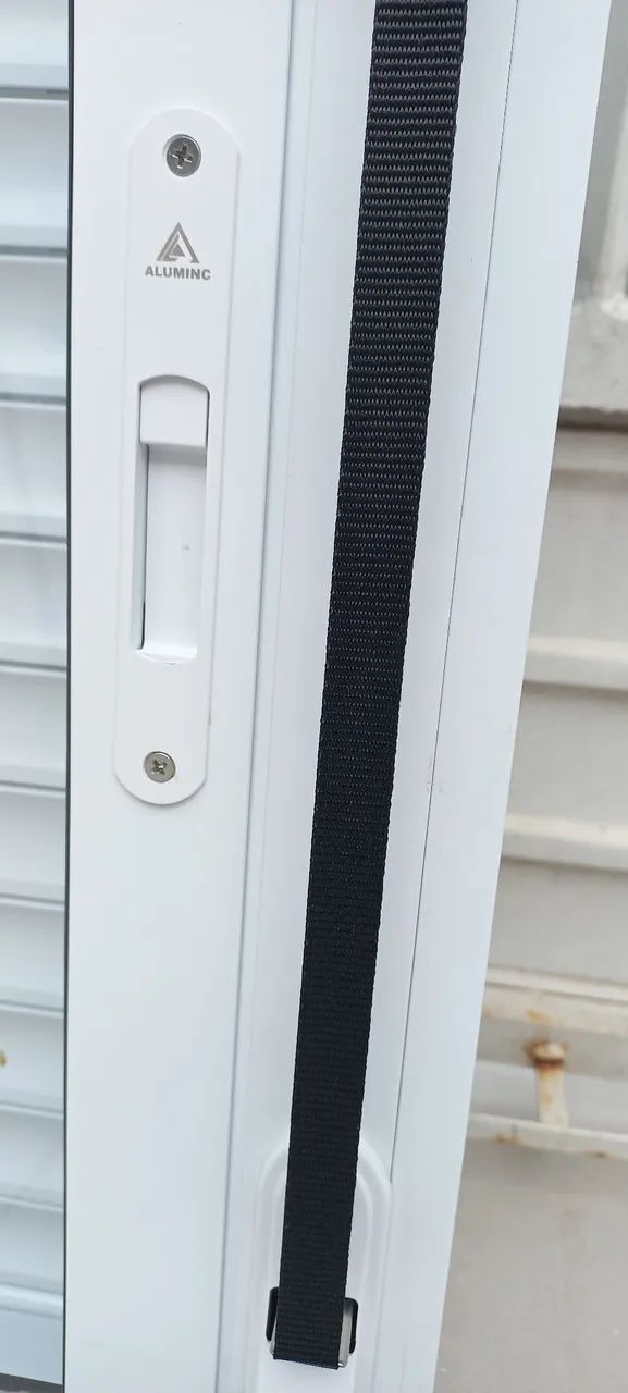 Janela com persiana integrada ( tenho 2 iguais) - Foto 2