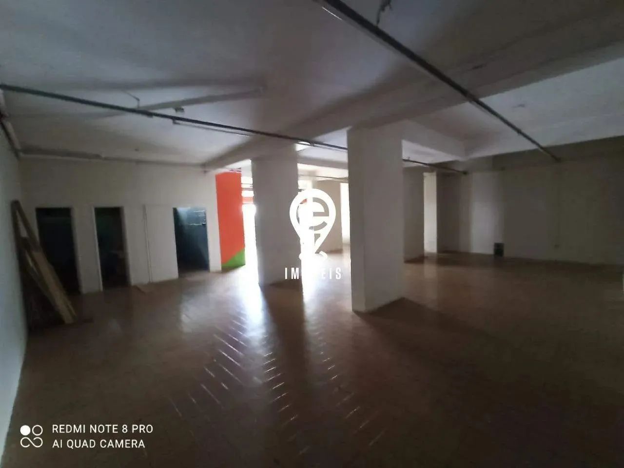 LOJA PARA LOCAÇÃO DE 158M² Á 2 MINUTOS DA ESTAÇÃO SAÚDE