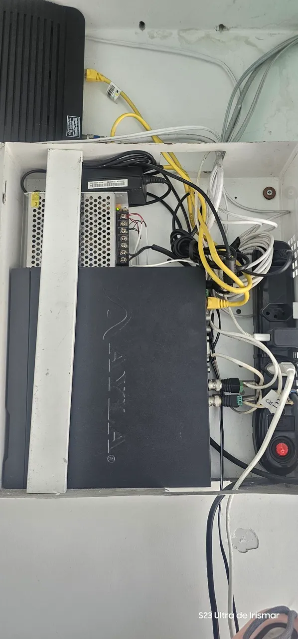 Circuito de camera CFTV com duas câmeras internas + 2 câmeras externas