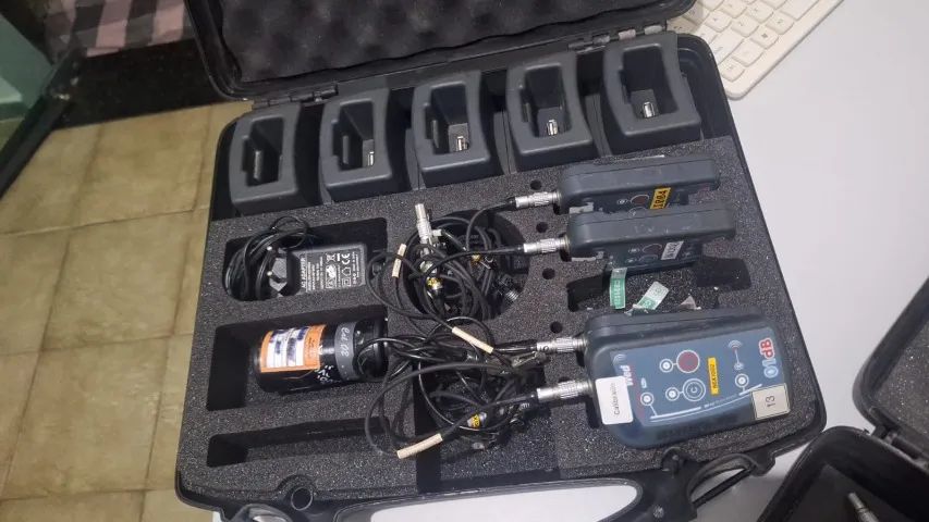 08 DOSIMETROS 01dB WED007 ,03 CALIBRADORES COMPLETOS MARCA 01DB 2 MALETAS