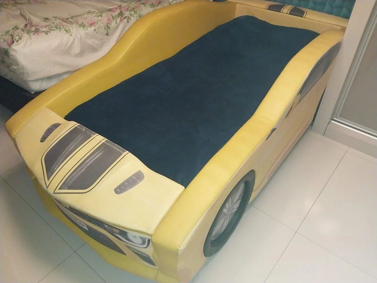 Cama bumblebee car de solteiro  - Foto 2