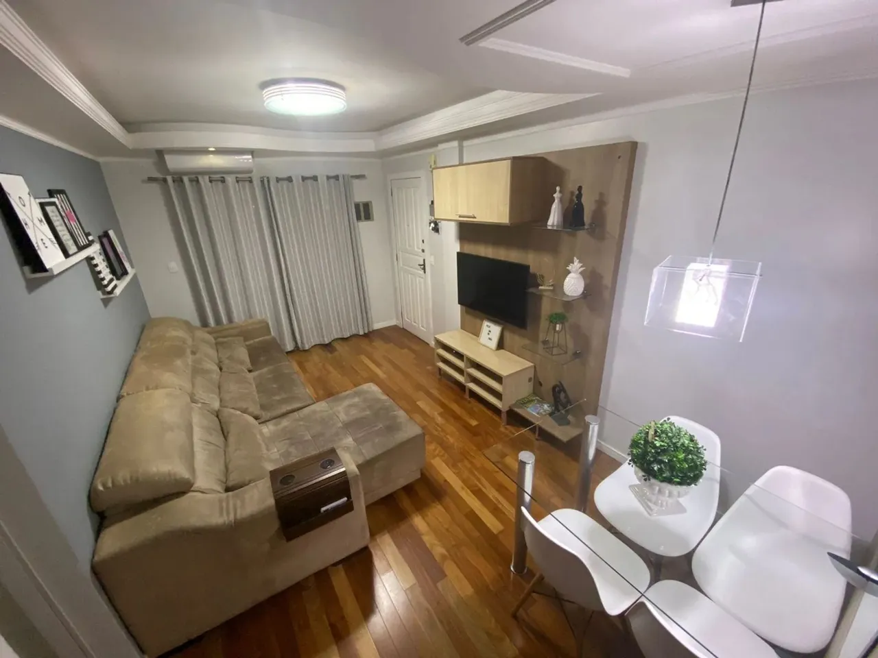COMPRE este imóvel - Apto Semi Mobiliado Ressacada