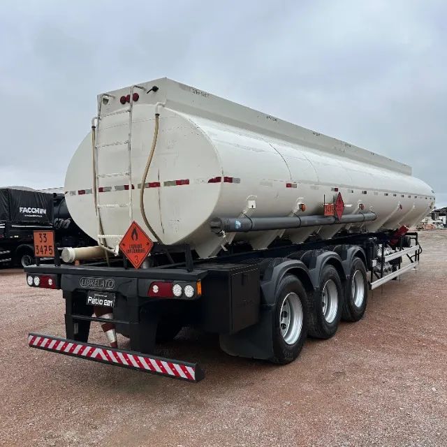 Carreta Tanque Compartimentada 7 Bocas 2017 35 Mil Litros - Foto 4