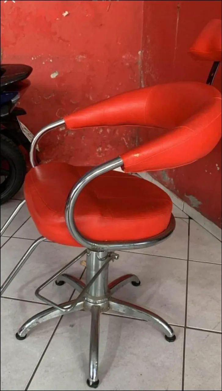 Cadeira barbeiro / salão  - Foto 4