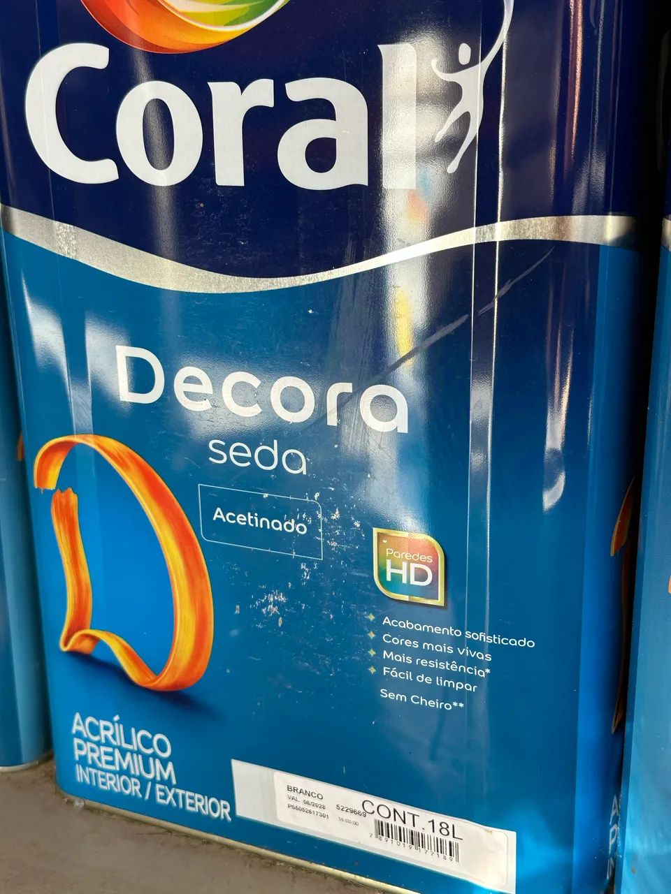 tinta lavável acetinada 