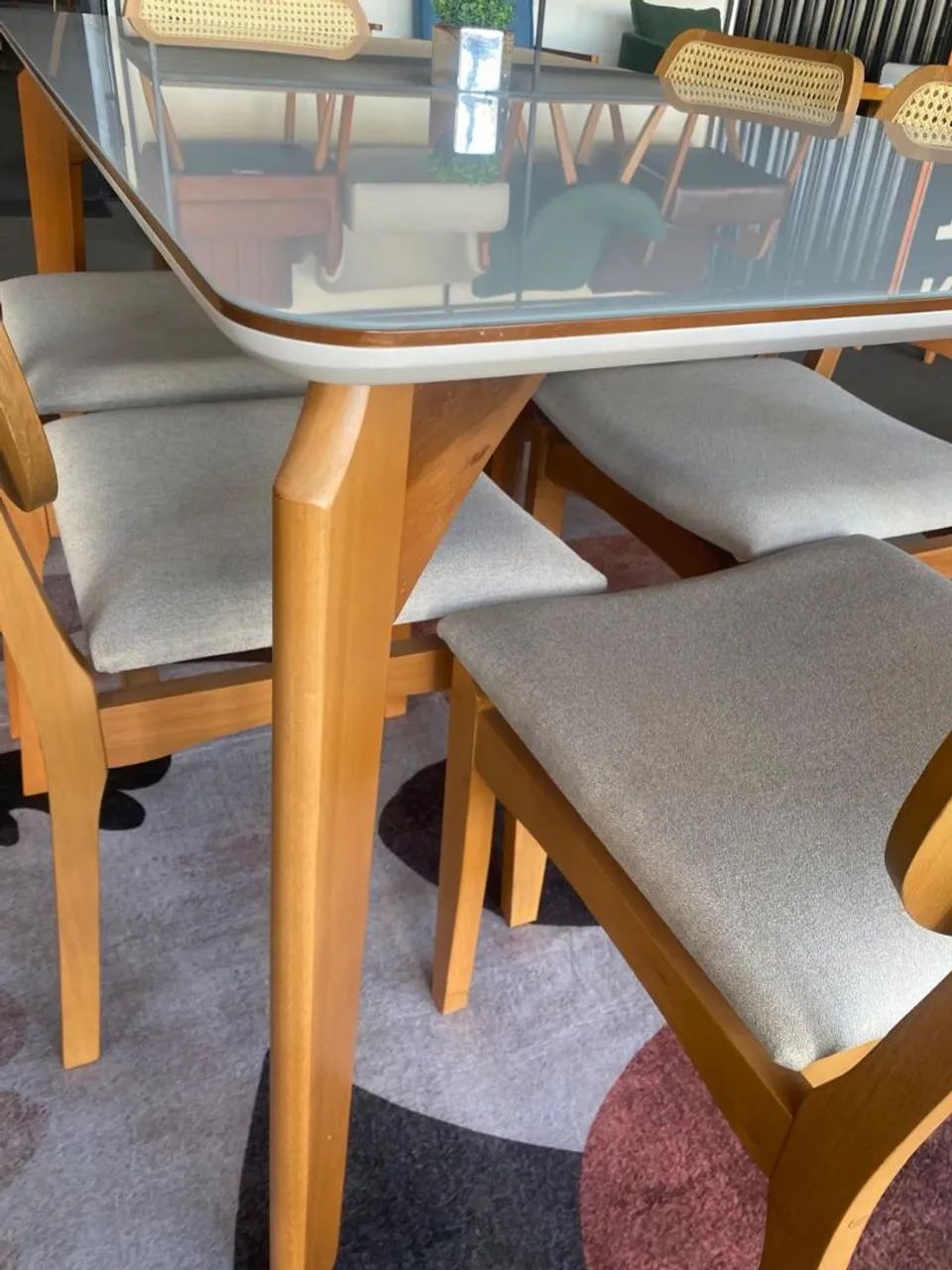 Conjunto de mesa e 6 cadeiras dubai - Foto 4