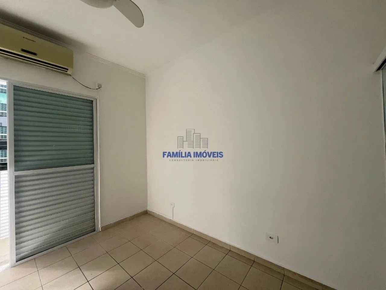 Kitnet à venda ou aluguel com 1 quarto sacada Gonzaga Santos SP - Foto 5