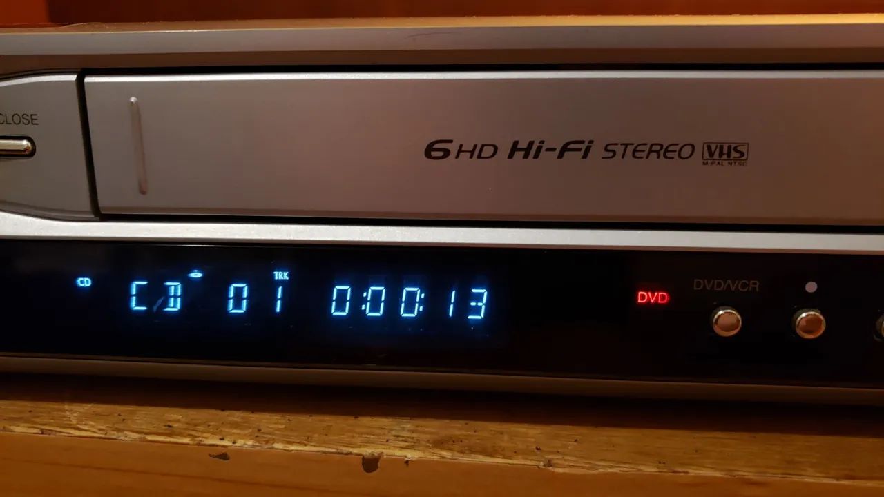 Gravador de DVD de Mesa + VHS LG RC7000B (NO ESTADO) - Foto 4