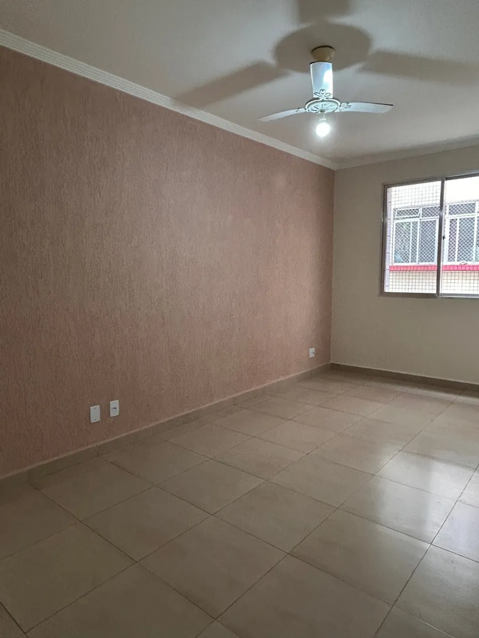 Apto de 1 dorm amplo - Canto do Forte PG