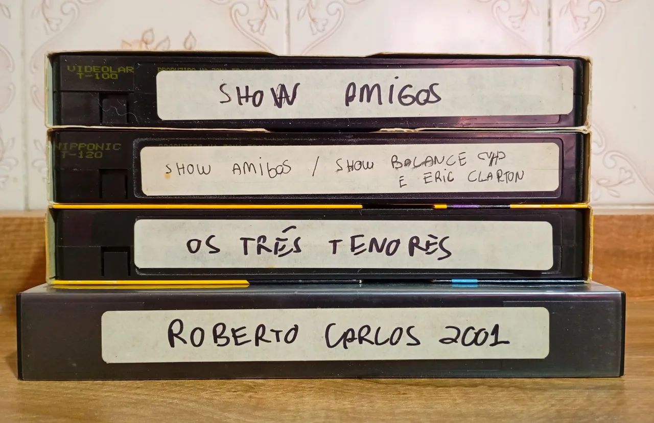 Combo C/ 02 Fitas VHS Vários Shows Musical Gravados Da TV