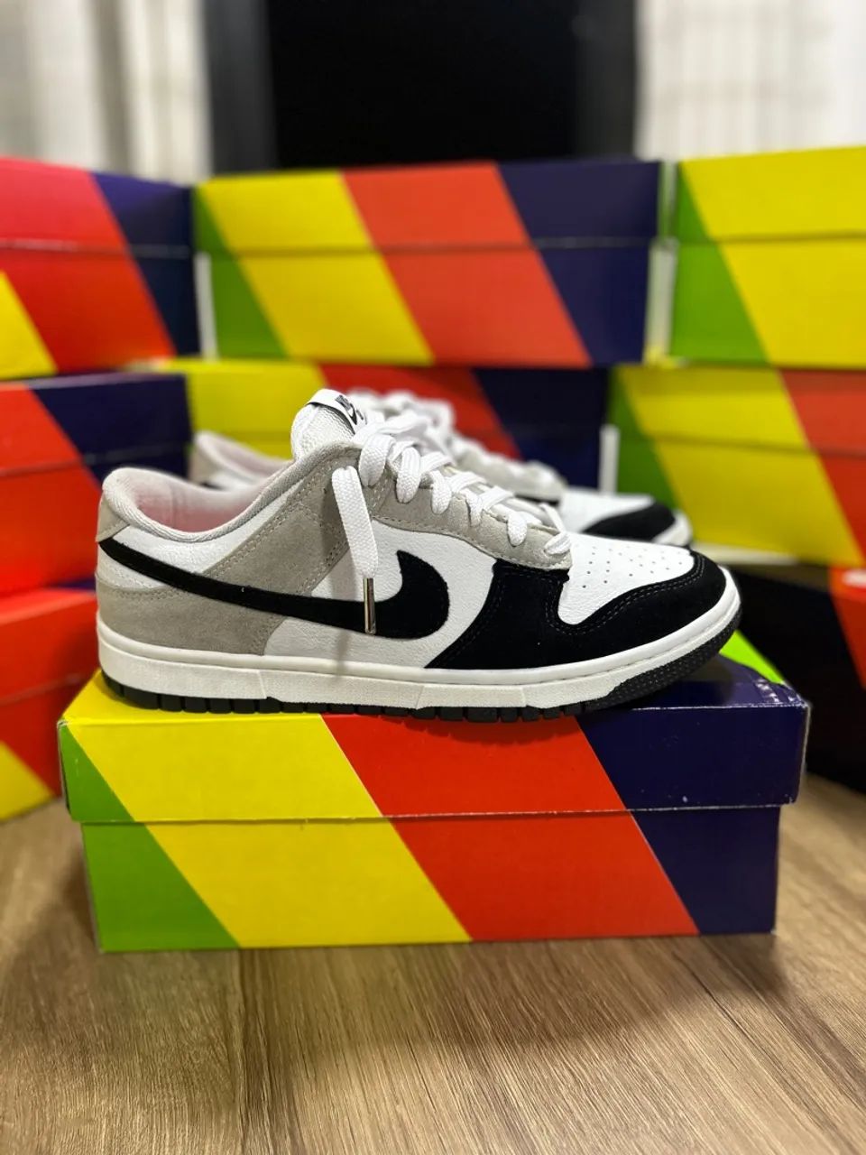 Nike Dunk Low - Branco, Preto e Cinza