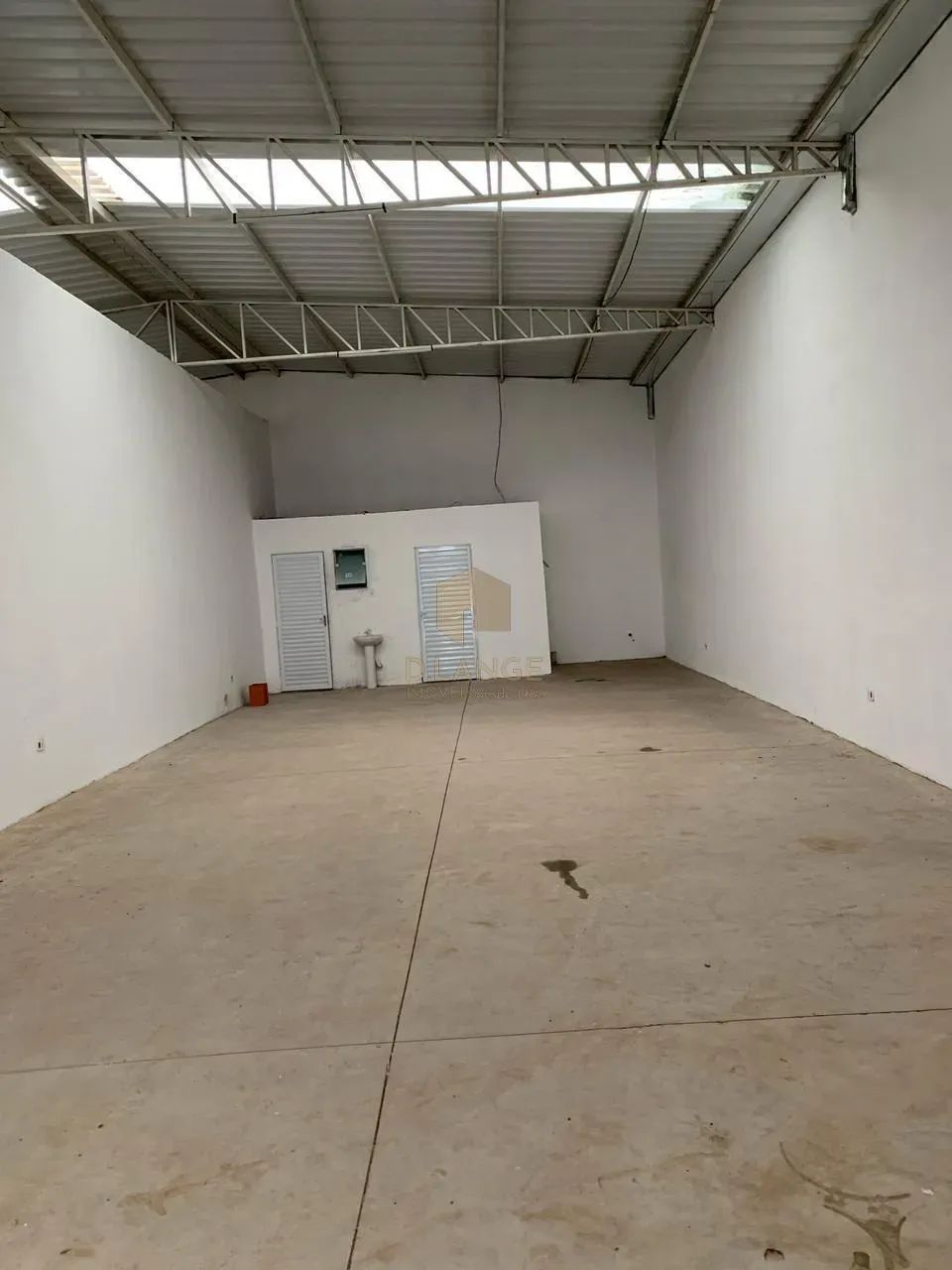 Salão Comercial para Locação na Av. Emilio Bosco no Matão em Sumaré! - Foto 5