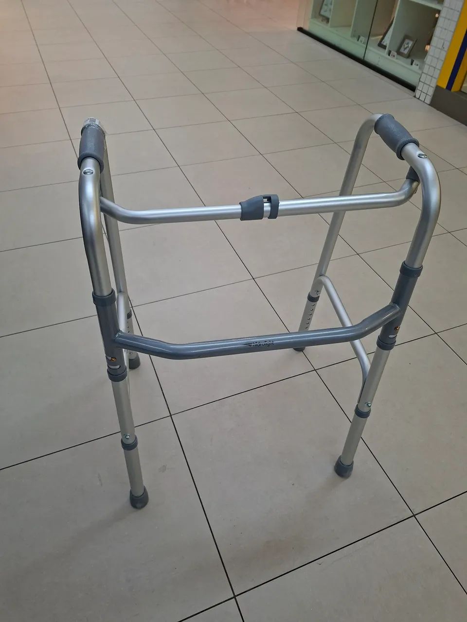 Andador articulado e fixo alumínio 100kg