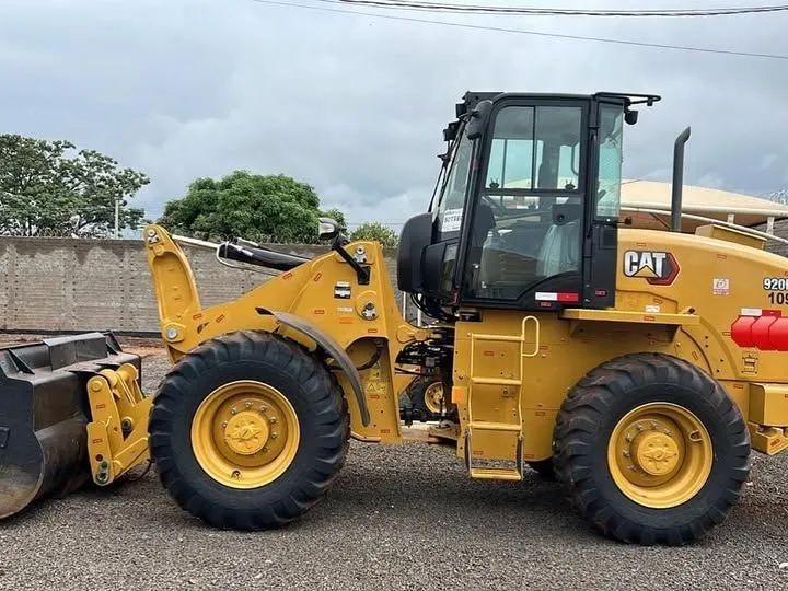 Pá Carregadeira Caterpillar 