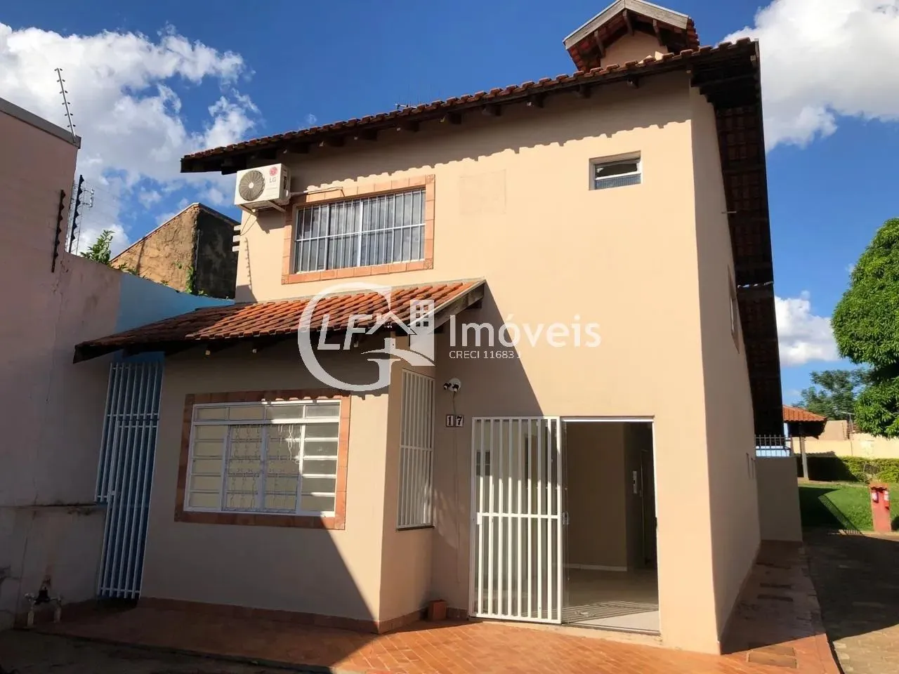 CASA RESIDENCIAL em CAMPO GRANDE - MS, CABREÚVA